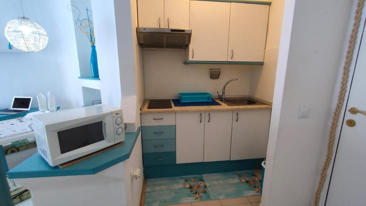 Piera's Paraiso Seaview Apartament